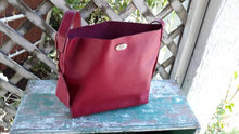 Load image into Gallery viewer, Candy’licious Patent Leather Tote Bag **Matching coin purse available too!
